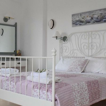 Romantic Apartment Adelianos Kampos Exteriör bild